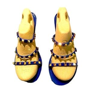 size 10 navy color Wild Diva jelly with gold stud sandals